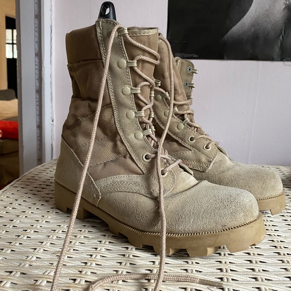 Combat boots - Picture 2 of 3